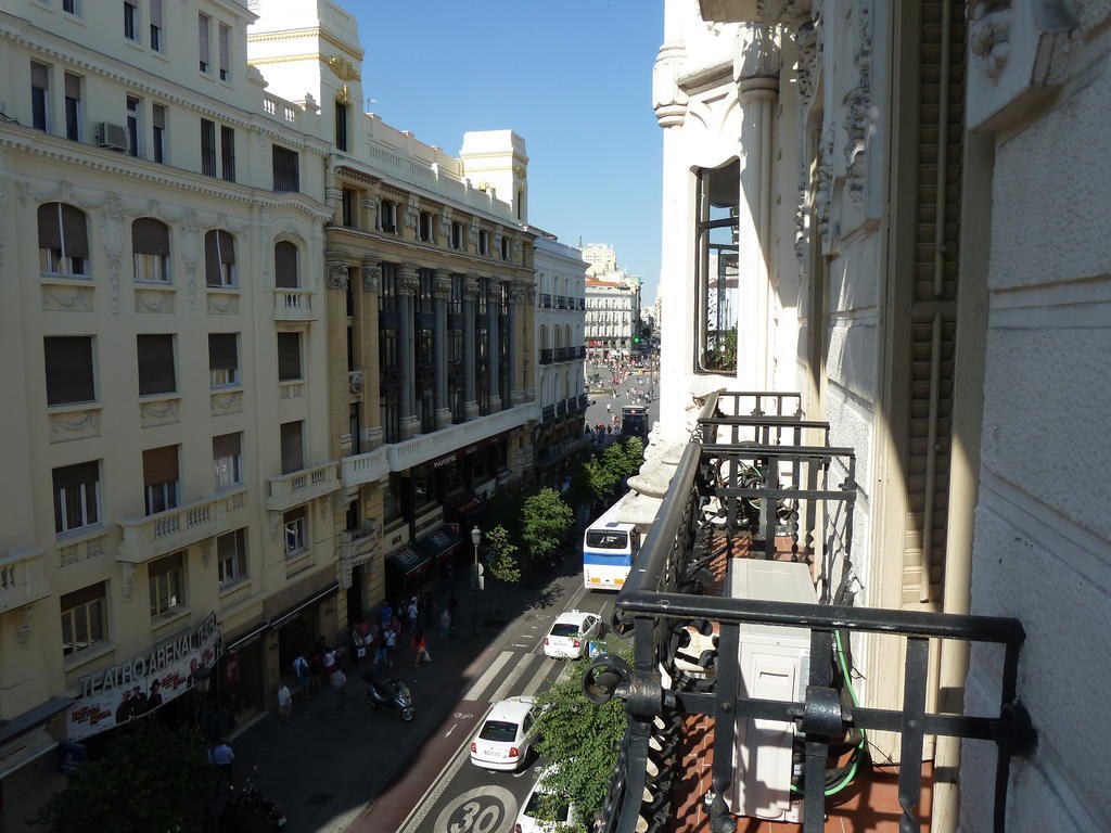 Pensión Mayor 2*